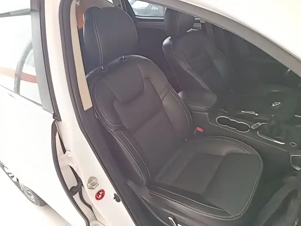 Geely Vision X6 — миниатюра 25