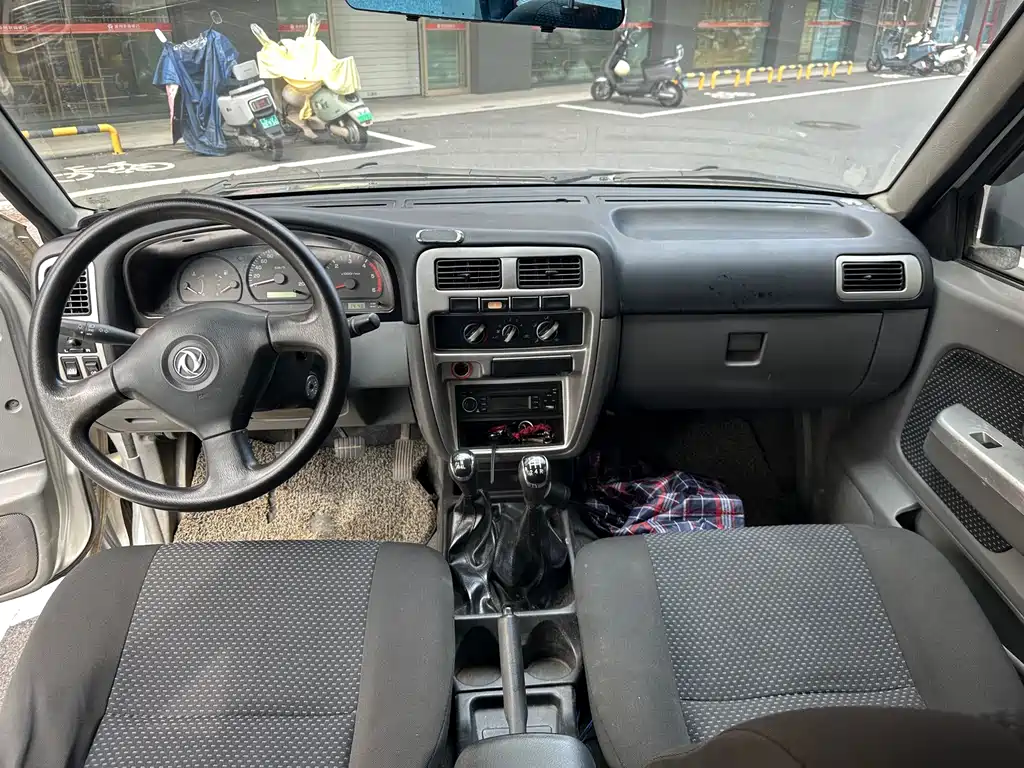 Dongfeng Rich — миниатюра 8