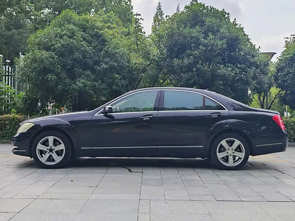 Mercedes-Benz S-Class — миниатюра 6