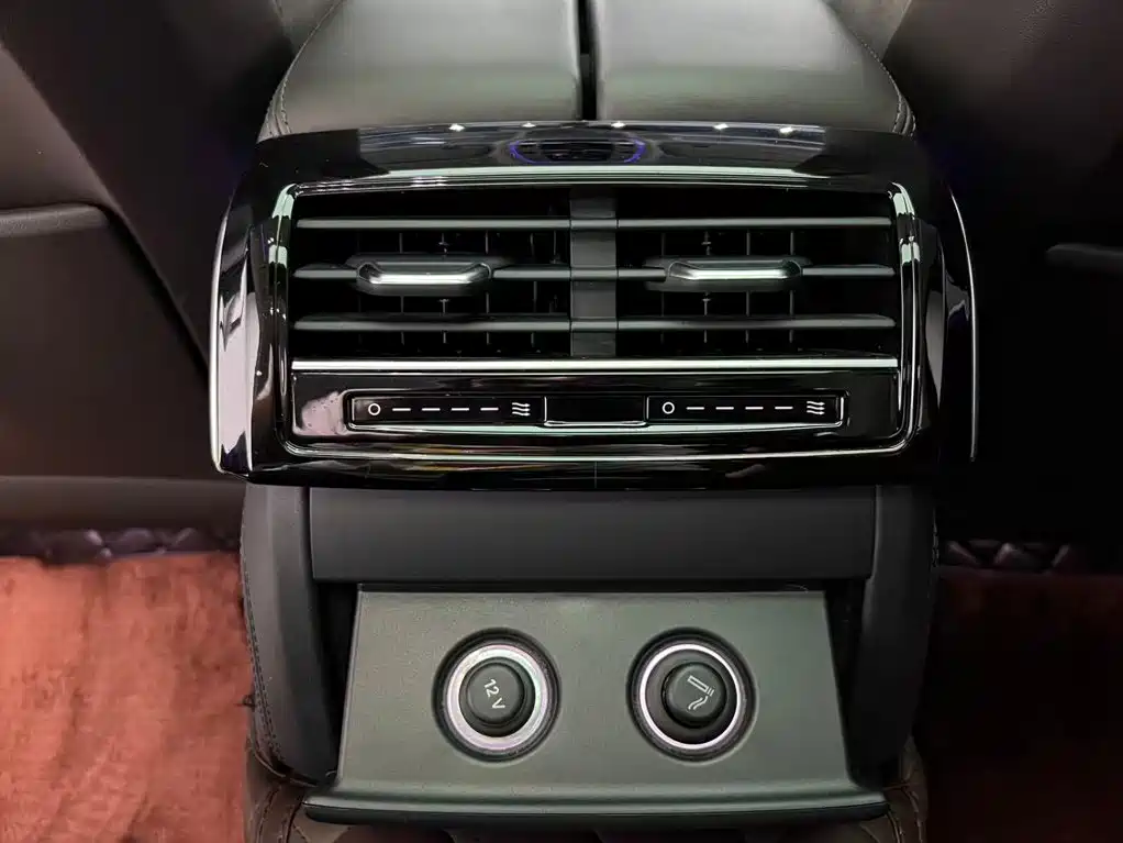 Audi A8 — миниатюра 16