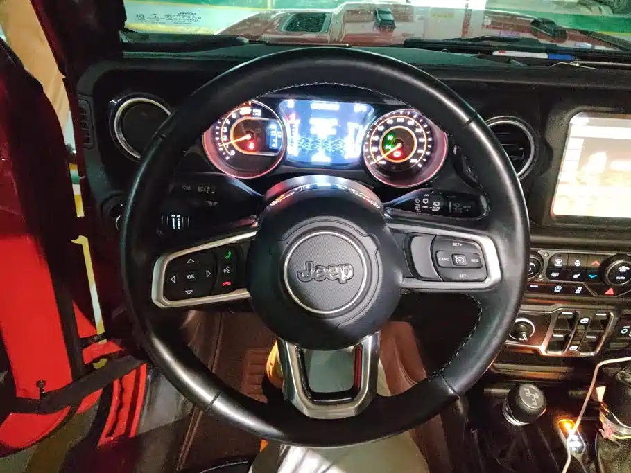 Jeep Wrangler — миниатюра 15