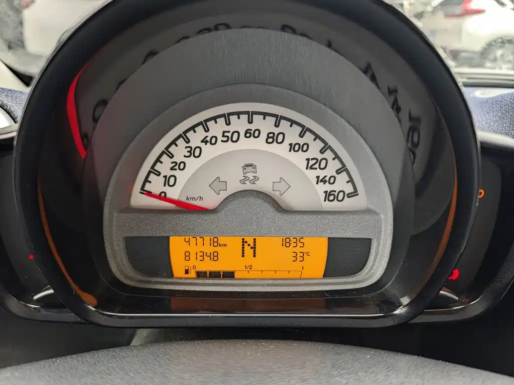 smart Smart Fortwo — миниатюра 12