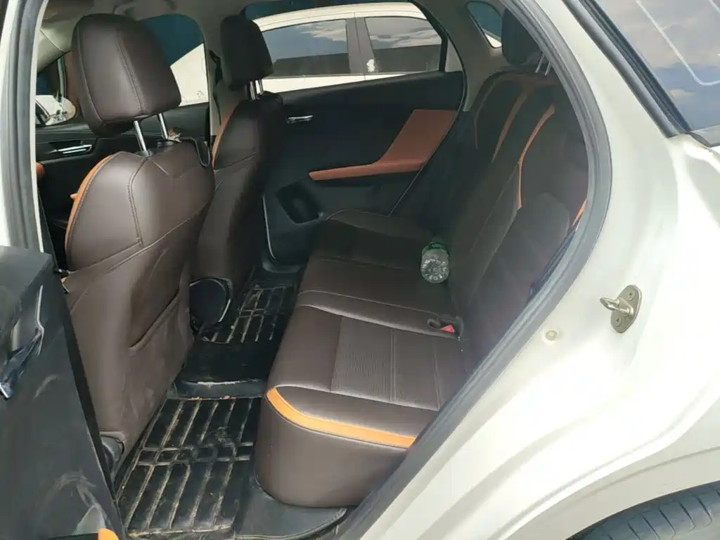 BYD e2 — миниатюра 17