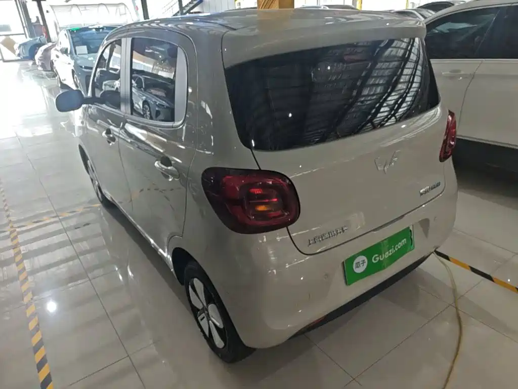 Wuling MINIEV — миниатюра 5