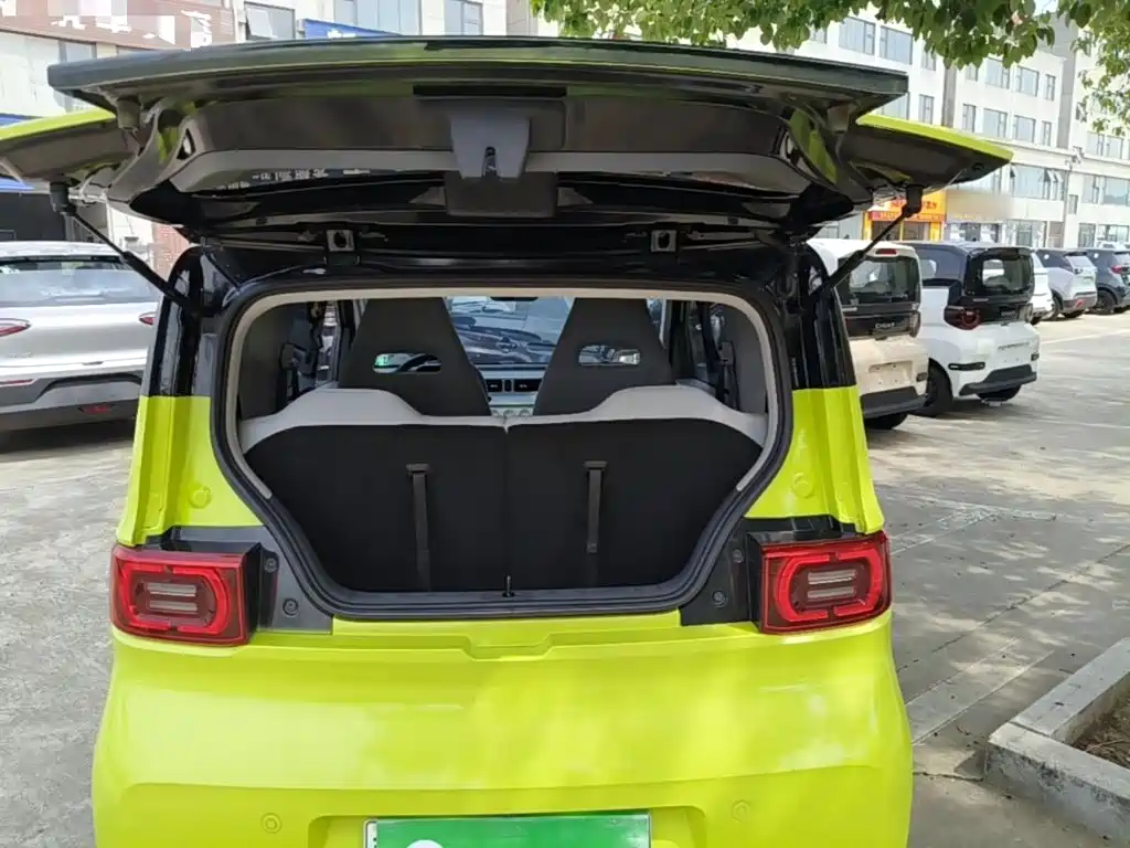 Wuling MINIEV — миниатюра 19