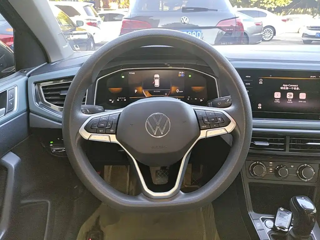 Volkswagen Lavida — миниатюра 11