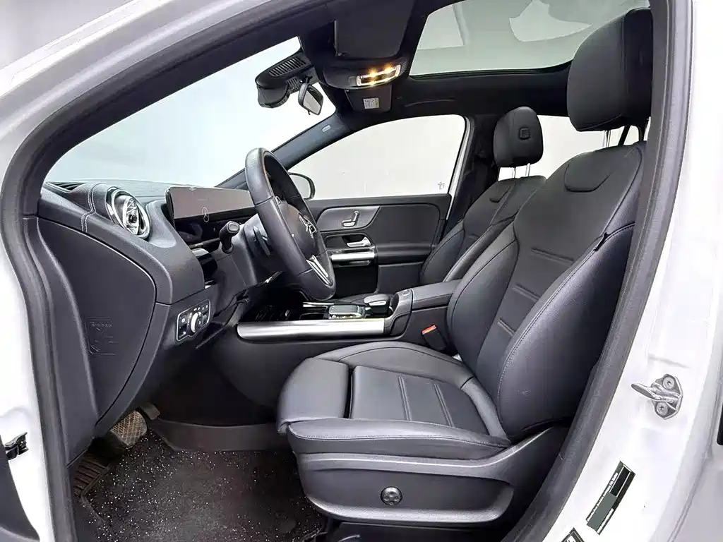 Mercedes-Benz GLA — миниатюра 7