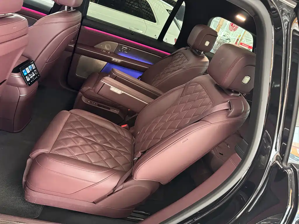 NIO ES8 — миниатюра 5