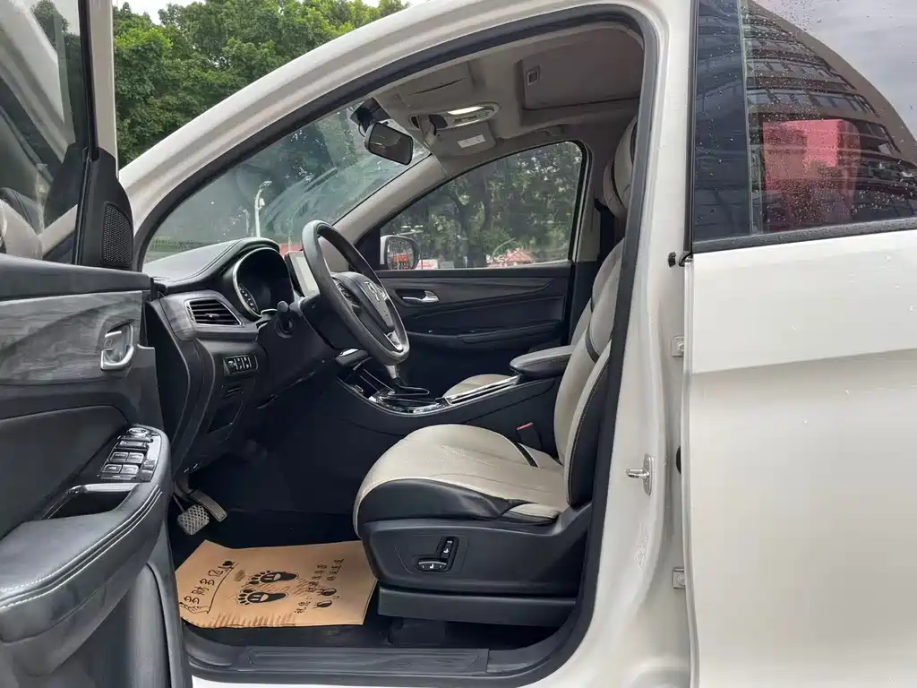 Baojun 730 — миниатюра 8