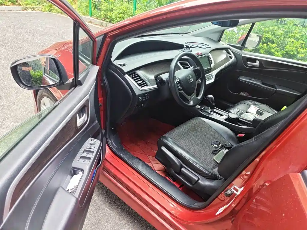 Honda Jade — миниатюра 14