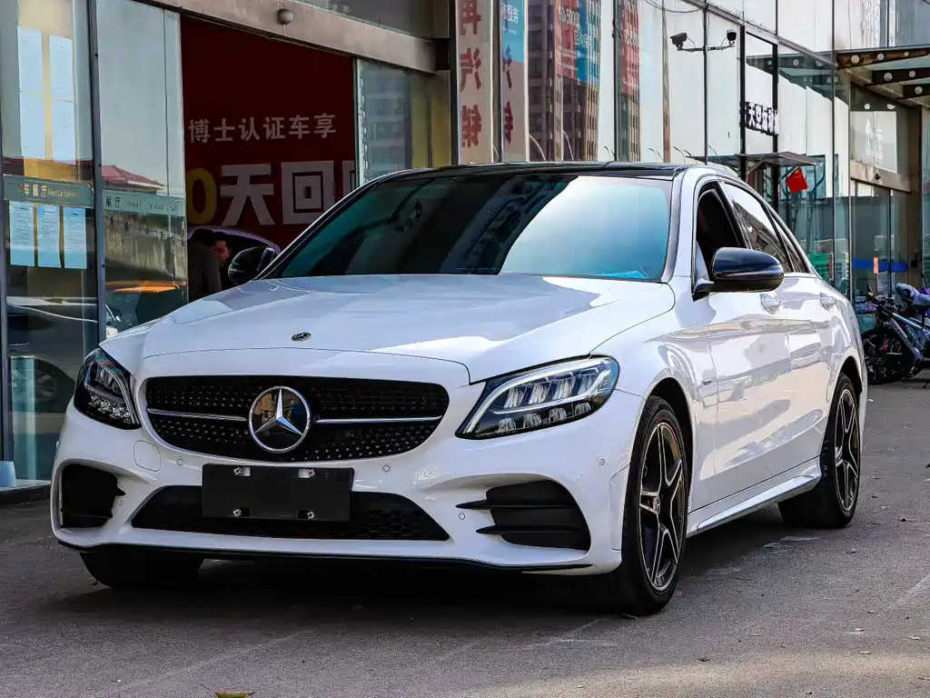 Mercedes-Benz C-Class 2023