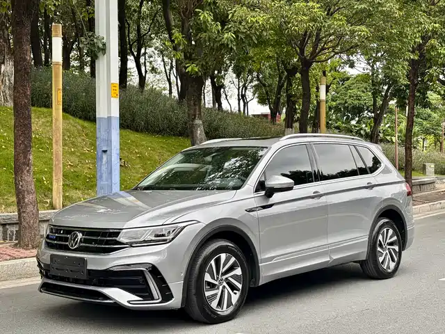 VOLKSWAGEN TIGUAN L NEW ENERGY 2023