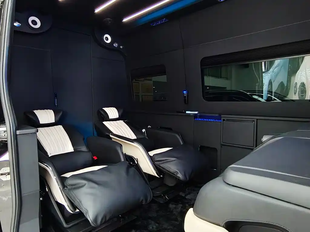 Mercedes-Benz Sprinter — миниатюра 7