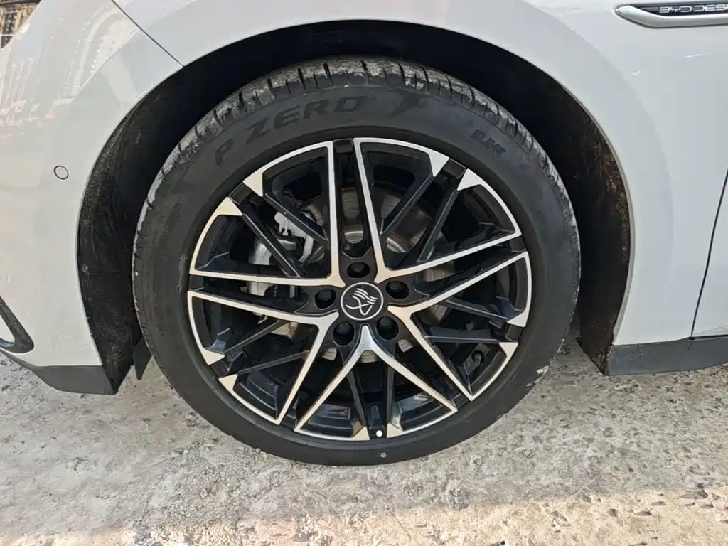 BYD Han — миниатюра 23