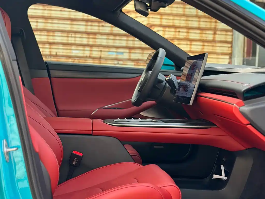 XIAOMI CAR XIAOMI SU7