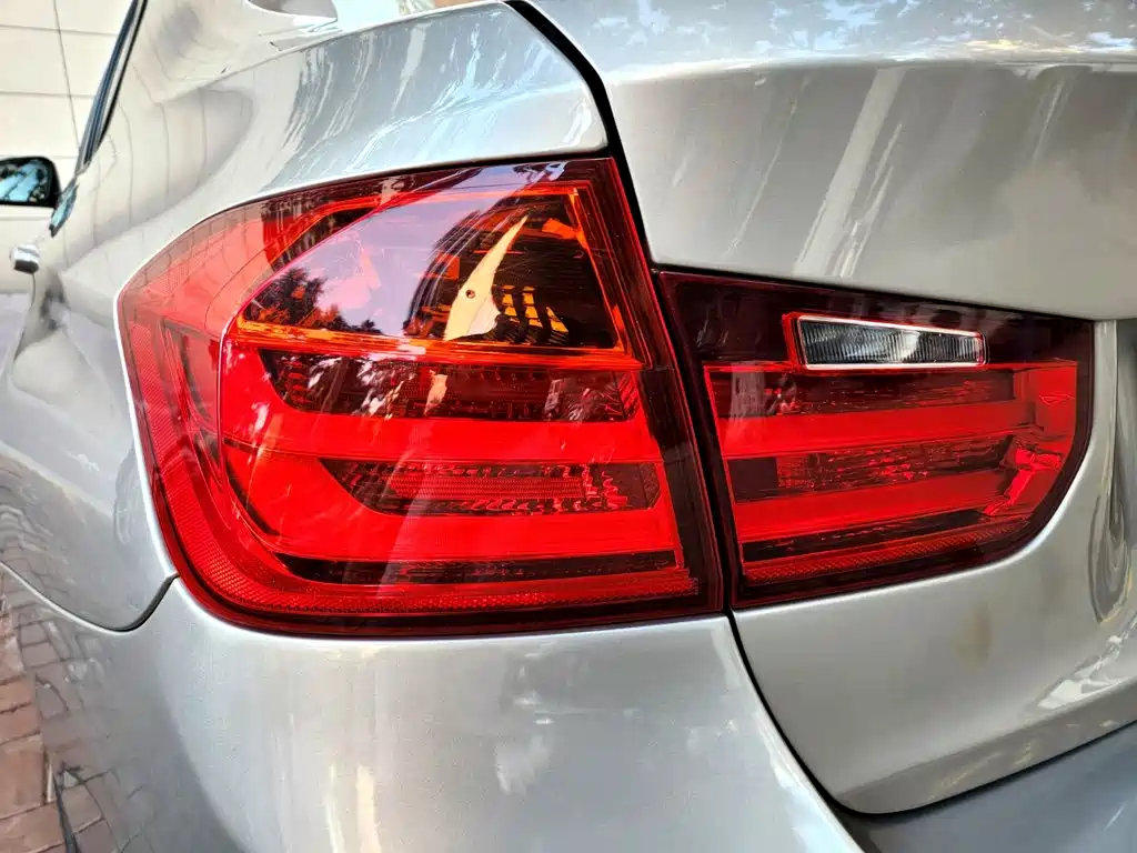 BMW 3 Series — миниатюра 22
