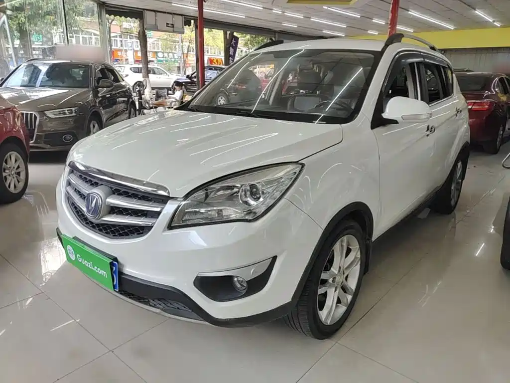 Changan CS35 — миниатюра 2