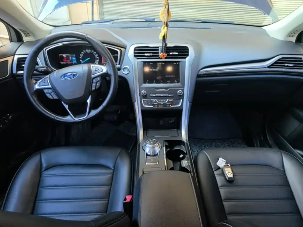 Ford Mondeo — миниатюра 10