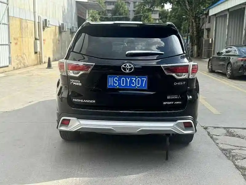 Toyota Highlander — миниатюра 17