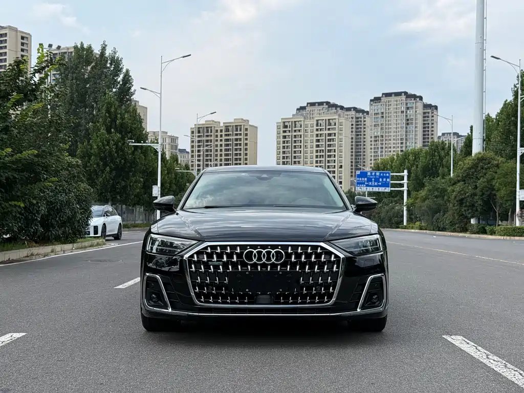 Audi A8 — миниатюра 2