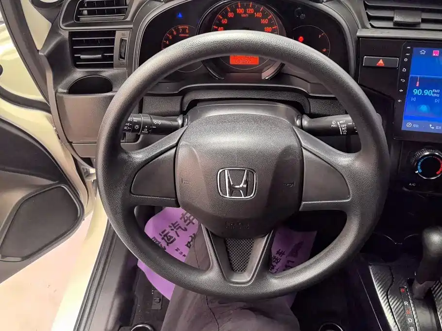 Honda Fit — миниатюра 15