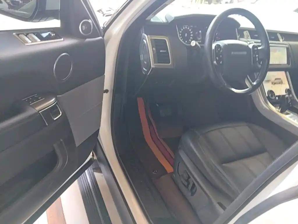 Land Rover Sport — миниатюра 16