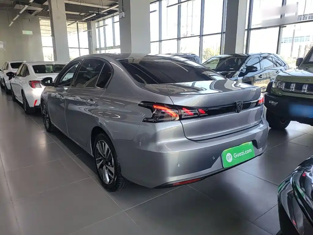 Peugeot 408 — миниатюра 5