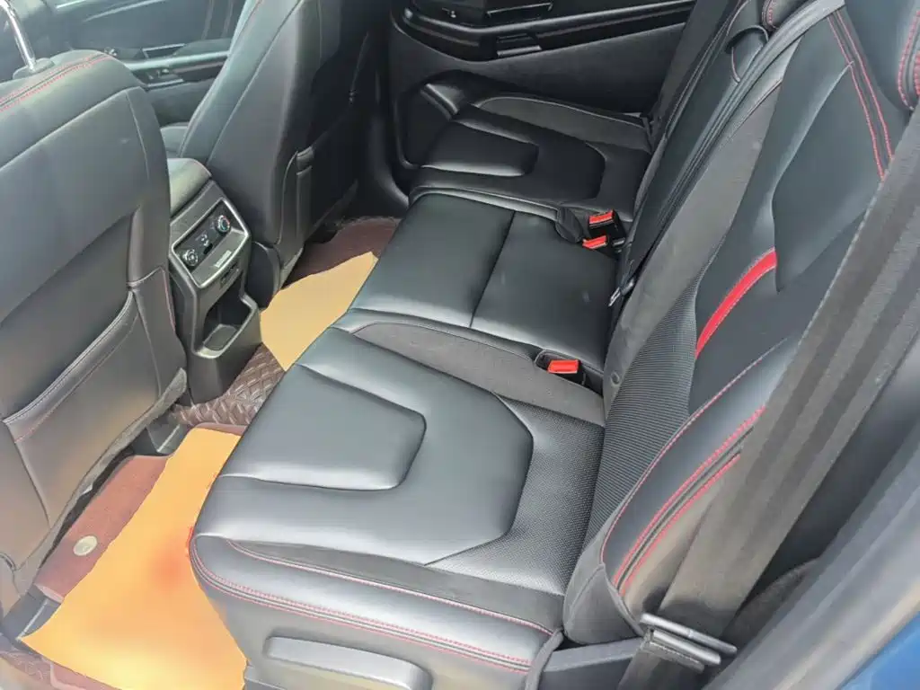Ford Edge — миниатюра 17