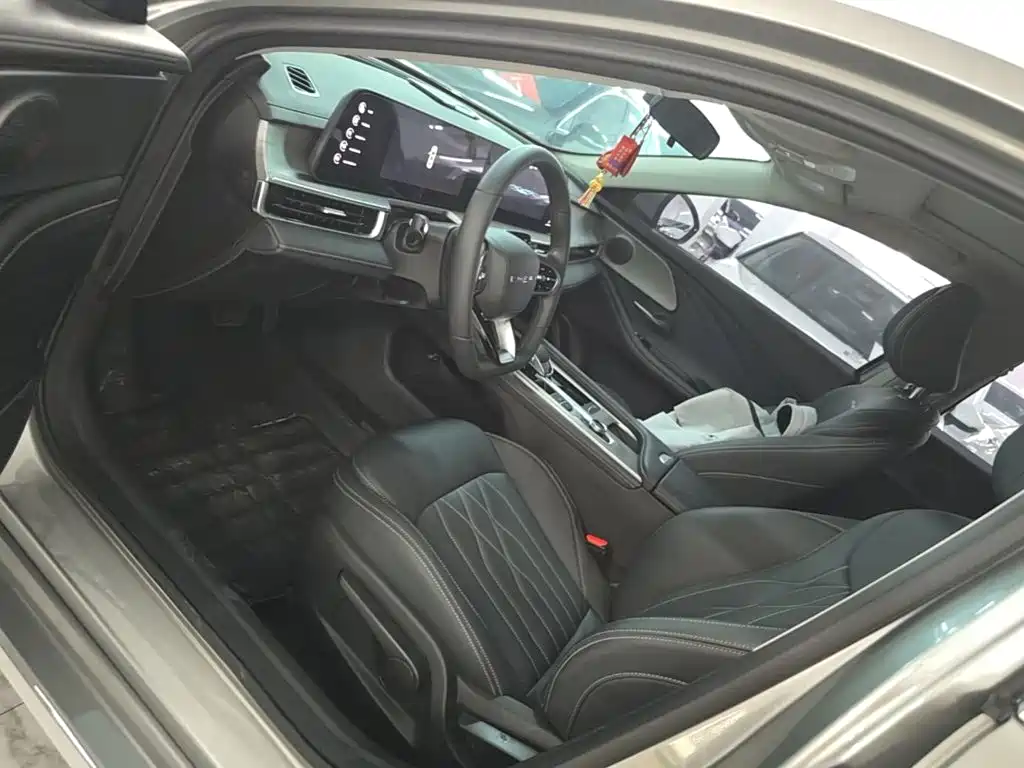 Chery Arrizo 8 — миниатюра 15