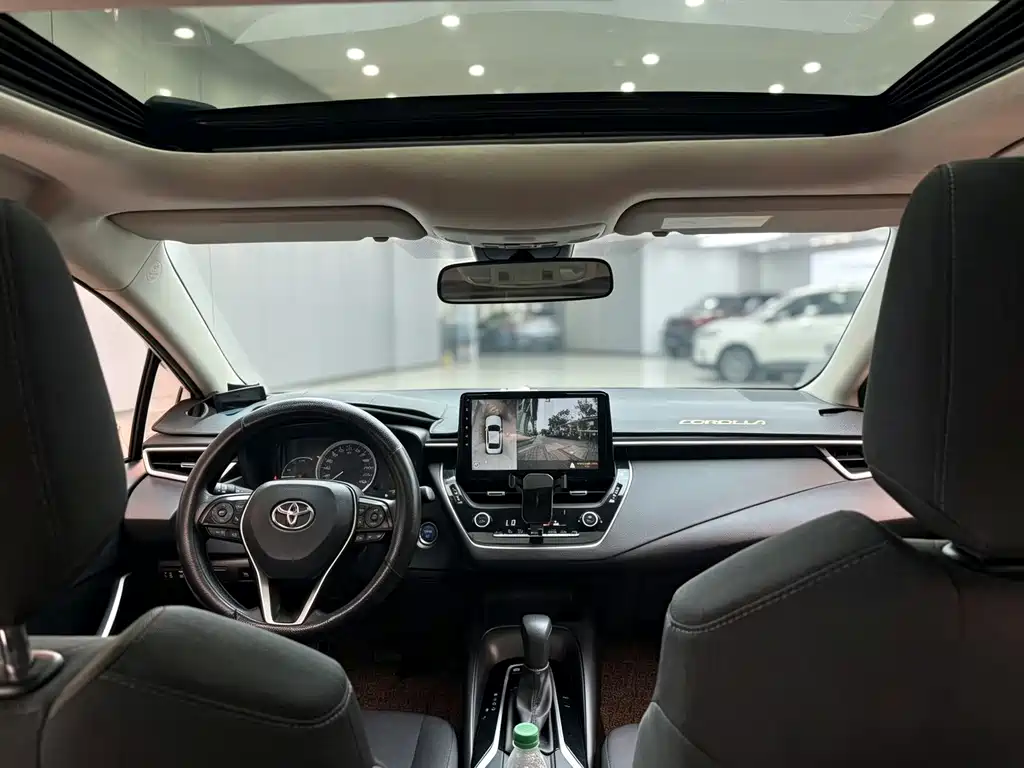 Toyota Corolla — миниатюра 7