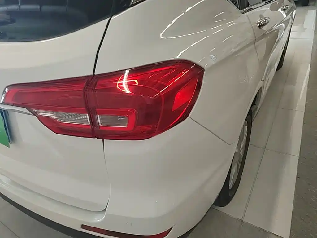 Haval M6 — миниатюра 8