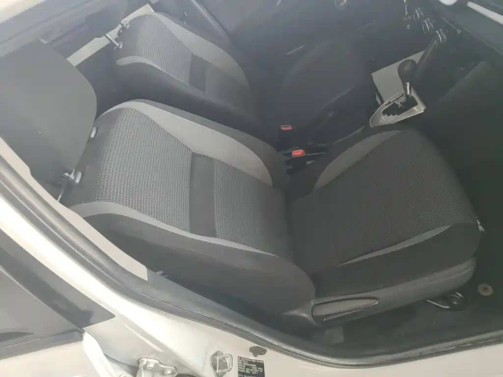 Toyota Vios — миниатюра 25