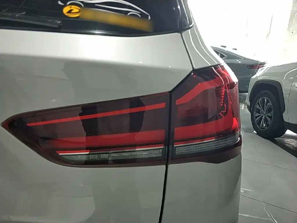 BMW X1 — миниатюра 8