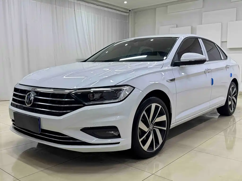 Volkswagen Sagitar 2022