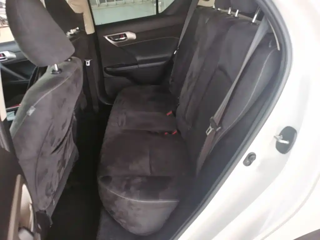 Lexus CT — миниатюра 17