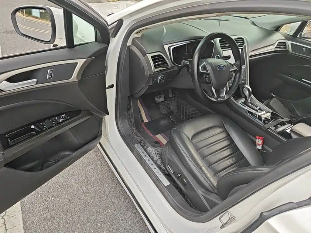 Ford Mondeo — миниатюра 16
