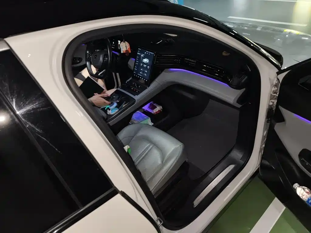 NIO ES6 — миниатюра 19