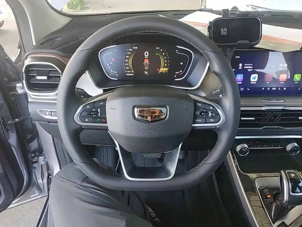 Geely Binyue — миниатюра 11