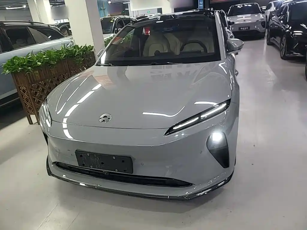 NIO ET5T — миниатюра 3
