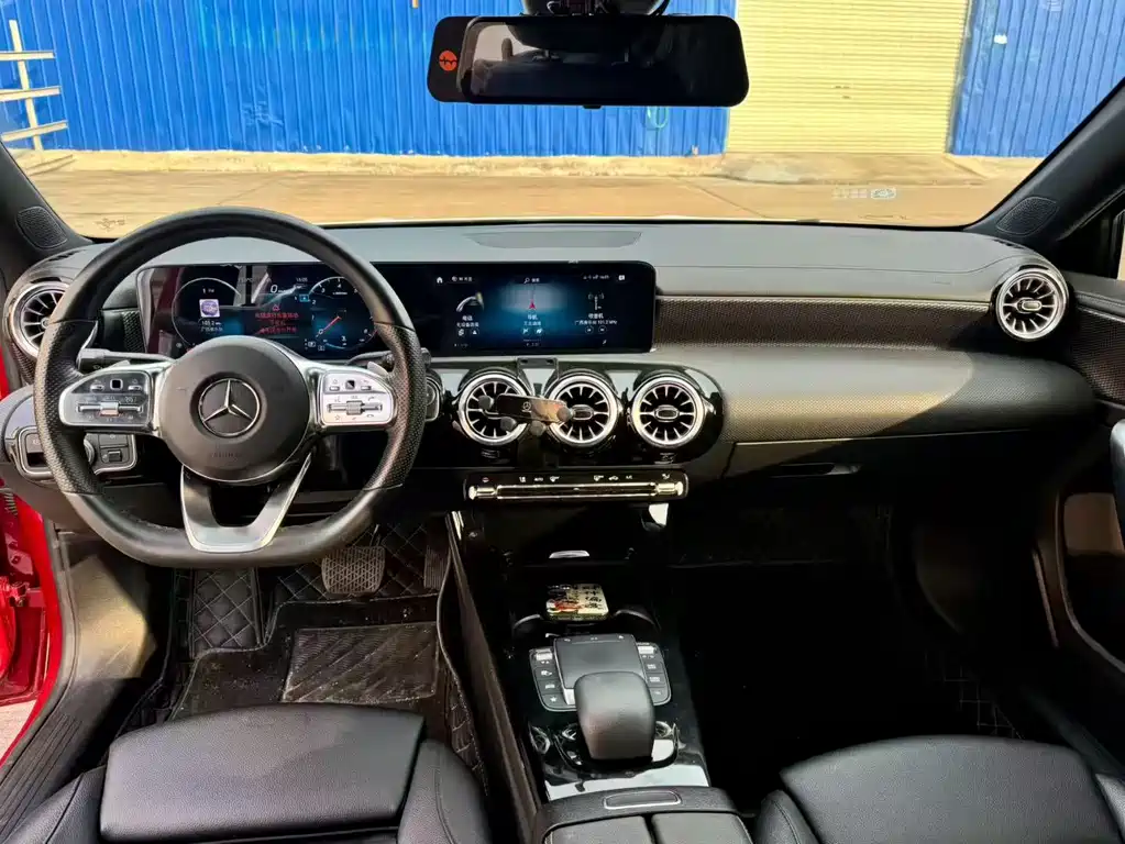 MERCEDES-BENZ A CLASS