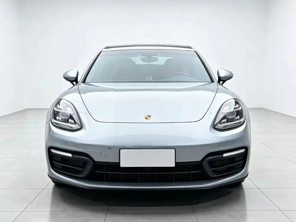 Porsche Panamera — миниатюра 2