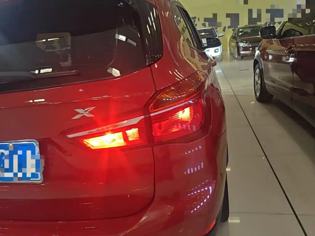 BMW X1 — миниатюра 8