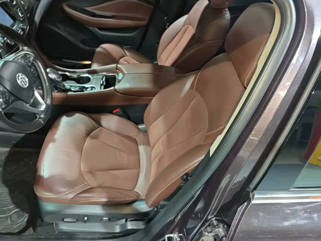 Buick Envision Plus — миниатюра 15