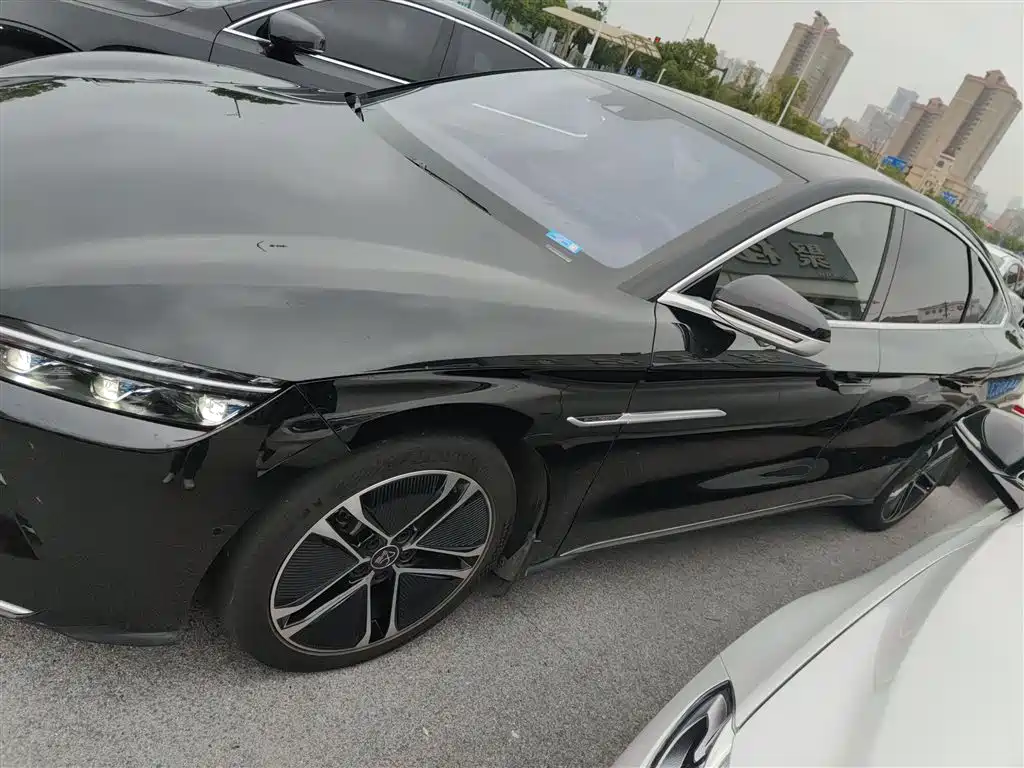 BYD HAN