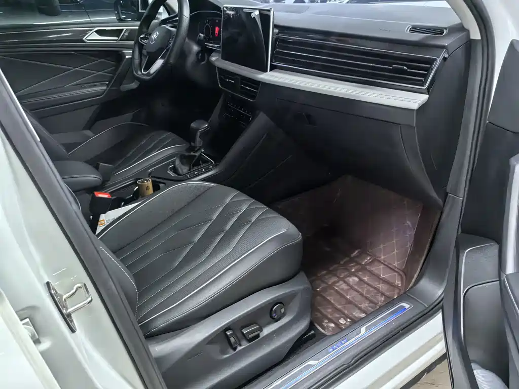 Volkswagen Tiguan L PHEV 430PHEV 插电混动旗舰版, фото 9