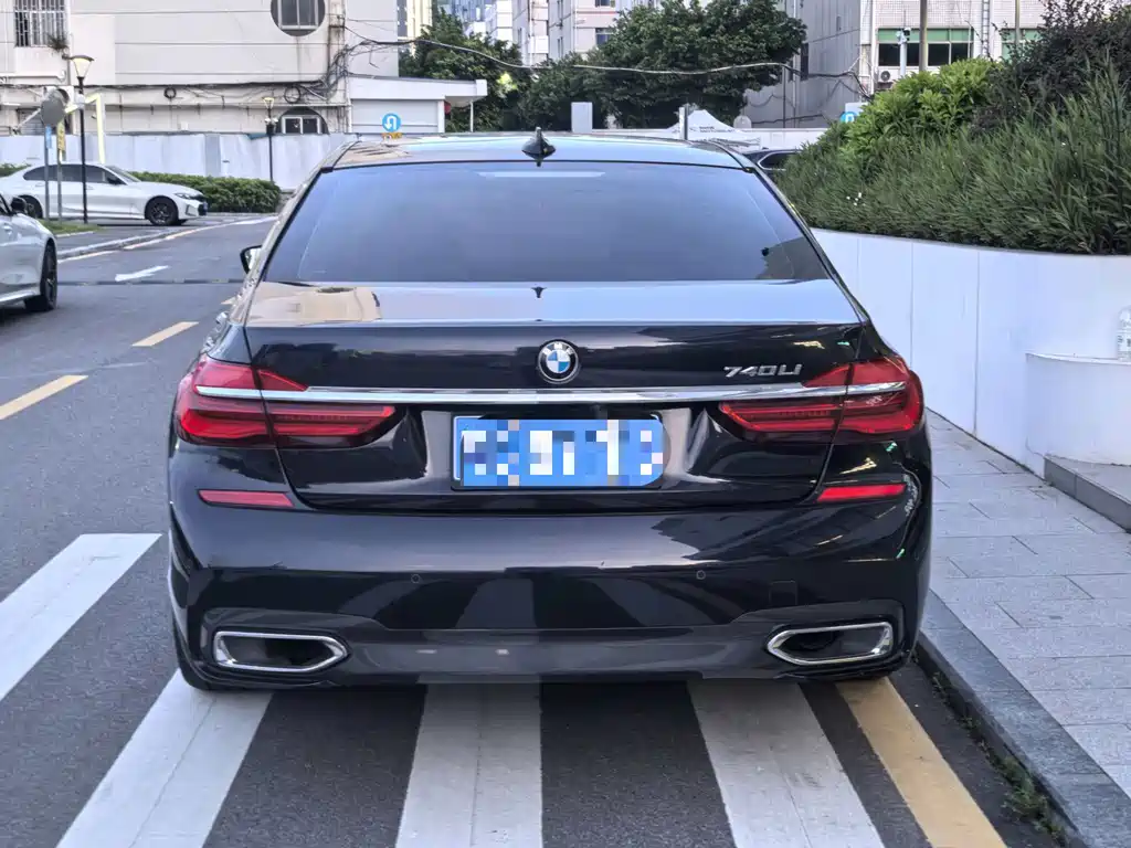 BMW 7 Series 7 2018 740Li Lead M Sport