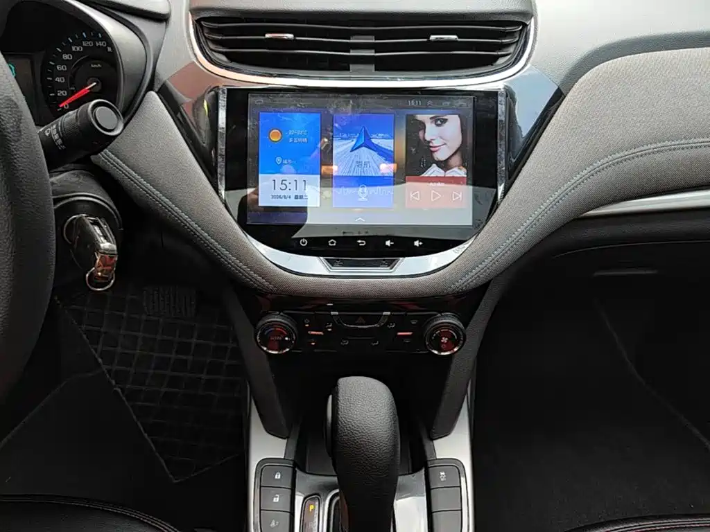 Chevrolet Malibu — миниатюра 13