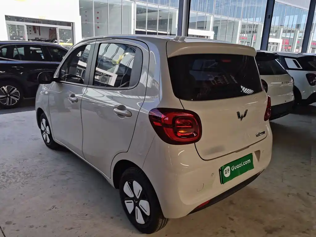 Wuling MINIEV — миниатюра 5