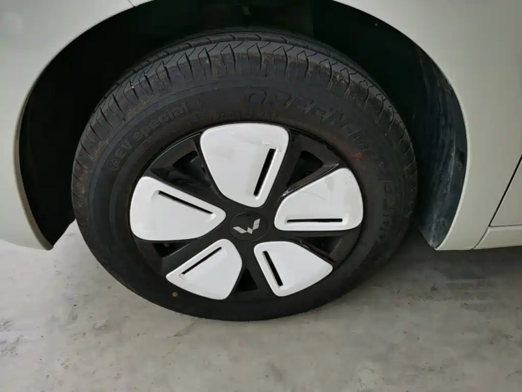 Wuling MINIEV — миниатюра 23