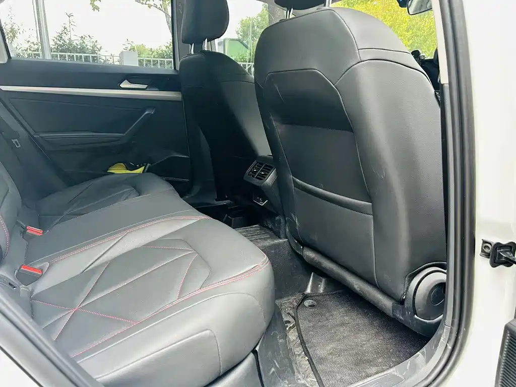 Volkswagen Lavida 2024 300TSI DSG Lead